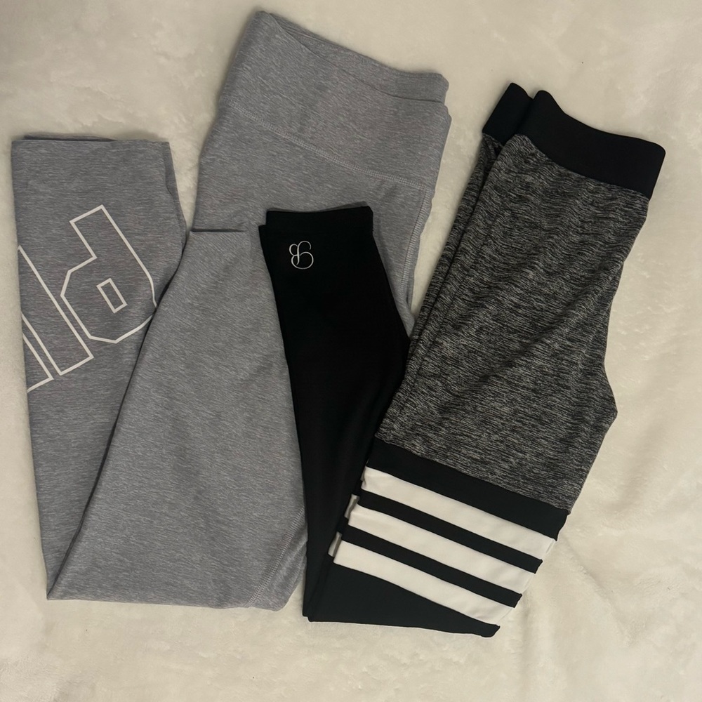 2 leggings